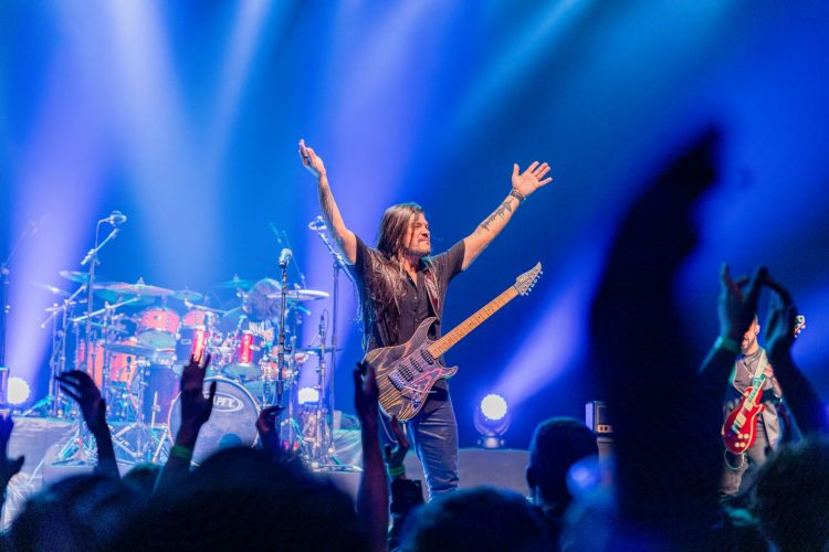 Gustavo Di Padua: confira alguns detalhes da apresentação do músico em São Paulo