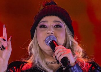 “Marília Tavares Atinge Mais De 40 Milhões De Streams No Spotify Com O Álbum “Maturidade Deluxe”