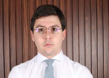 Prevenção E Tratamento De Feridas Diabéticas: Dr. Eduardo Pires Transforma Vidas Com Atendimento Personalizado