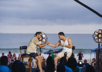 Henrique E Diego Gravam DVD Surpresa Em Maresias Com Faixas Inéditas , Releituras E Participação Especial