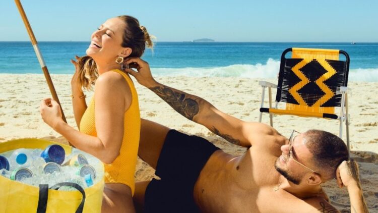 Paolla Oliveira E Diogo Nogueira São Flagrados Com Companhia Especial, Se Refrescando Em Dia De Sol