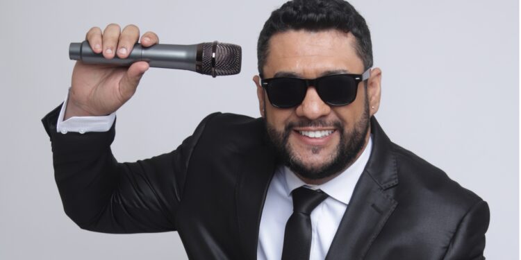 Matheus Mattuvo se transfere para nova emissora com o Programa Camarote