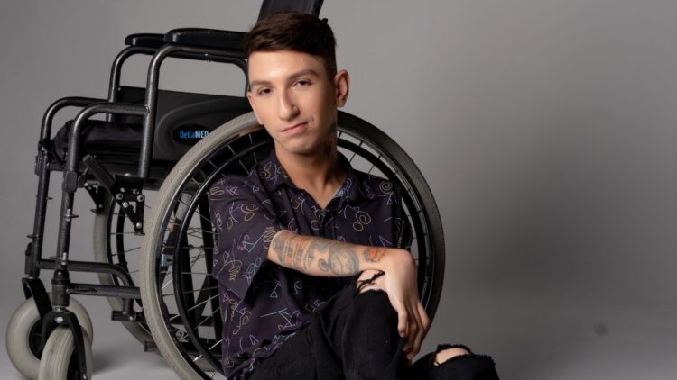 Gabriel Brito: O Criador De Conteúdo Cadeirante Que Está Se Destacando Nas Redes Sociais
