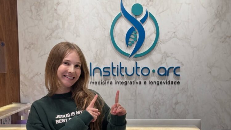 Sammy Sampaio Realiza Sessões De Oxigenoterapia Hiperbárica No Instituto ARC Durante Recuperação Pós-Operatória