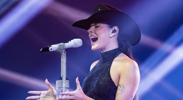 Let’s Go Rodeo: Ana Castela anuncia álbum country durante show em São Paulo