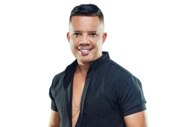 Ricardinho Lima grava novo audiovisual celebrando o pagode com grandes nomes da cena