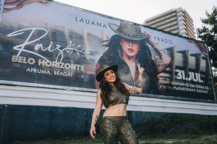 Lauana Prado faz show surpresa nas ruas de Sorocaba para anunciar lançamento do Raiz Belo Horizonte