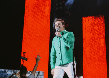 Com ingressos esgotados e gravação de DVD, Ore Comigo ocupa a Arena MRV neste sábado