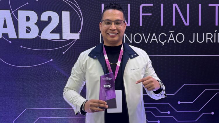 Escritórios Advoga Mais é premiado como Escritório Inteligente na AB2L Lawtech Experience 2025