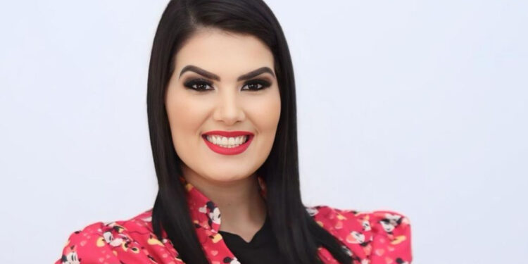 Dra Thaís Rodrigues orienta que mais do que cuidar: formar, orientar e capacitar para salvar vidas no domicílio