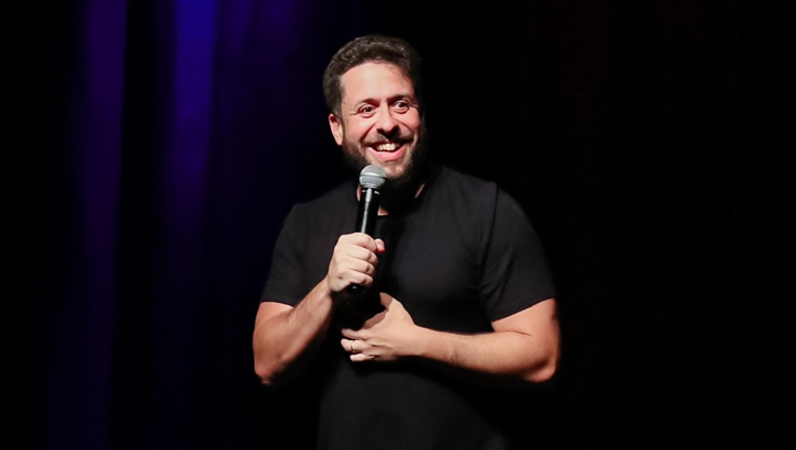 Maurício Meirelles estreia nova temporada de shows em São Paulo no Teatro das Arte neste final de semana