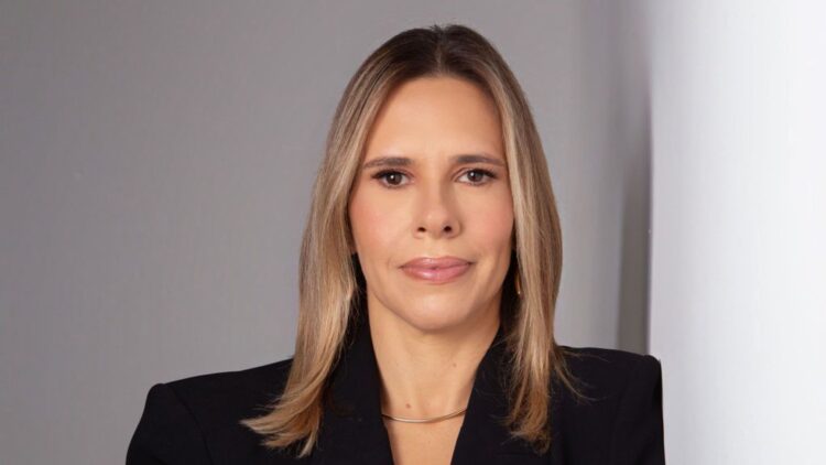 Luciana Gasparoto: Da Formação Jurídica No Brasil À Consolidação No Mercado Imobiliário Da Flórida