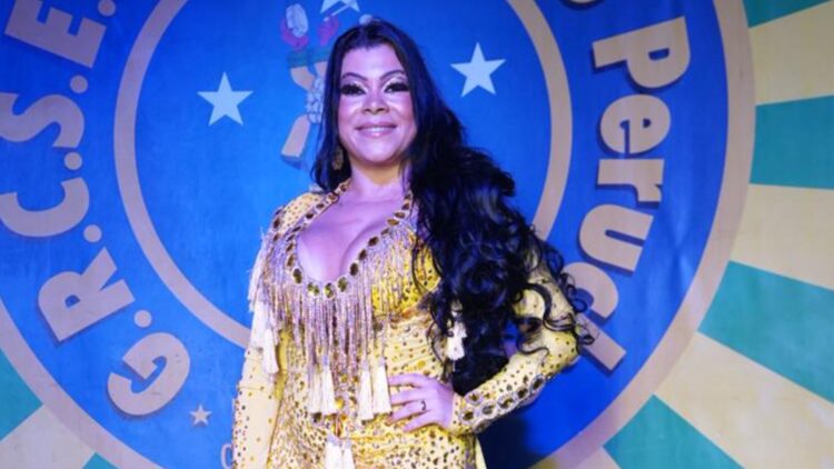 Rotina intensa marca fase de Sheila Hyppolito entre samba, ensaios e estudos