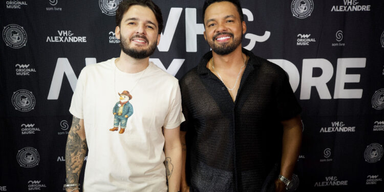 VH e Alexandre gravam audiovisual “Ouve Aí” no Espaço Vinny BBQ, em Goiânia