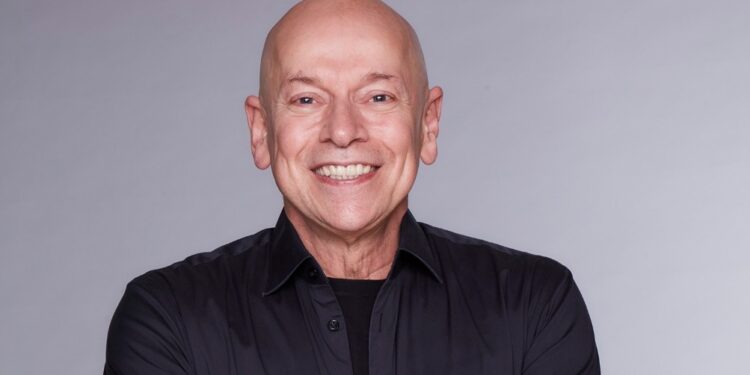 Leandro Karnal, Leo Chaves, Ana Beatriz Barbosa e Fabrício Carpinejar desembarcam em BH nesta semana para o Movemente 2026