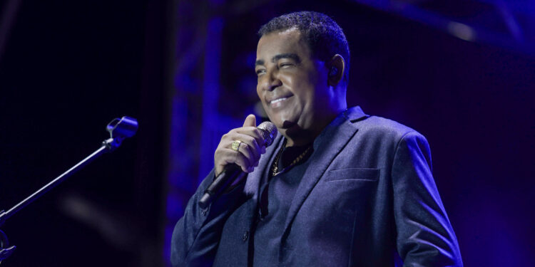 Raça Negra abre vendas para show especial de Dia dos Namorados em São Paulo