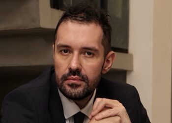 Autoridade em cirurgia plástica pós-bariátrica e contorno corporal, Dr. Luan Ferretti defende abordagem especializada após grandes emagrecimentos