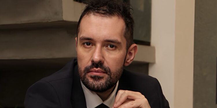 Autoridade em cirurgia plástica pós-bariátrica e contorno corporal, Dr. Luan Ferretti defende abordagem especializada após grandes emagrecimentos