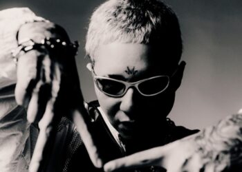 Massaru lança “Um Pouco Pensativo” com tarisiix; confira!